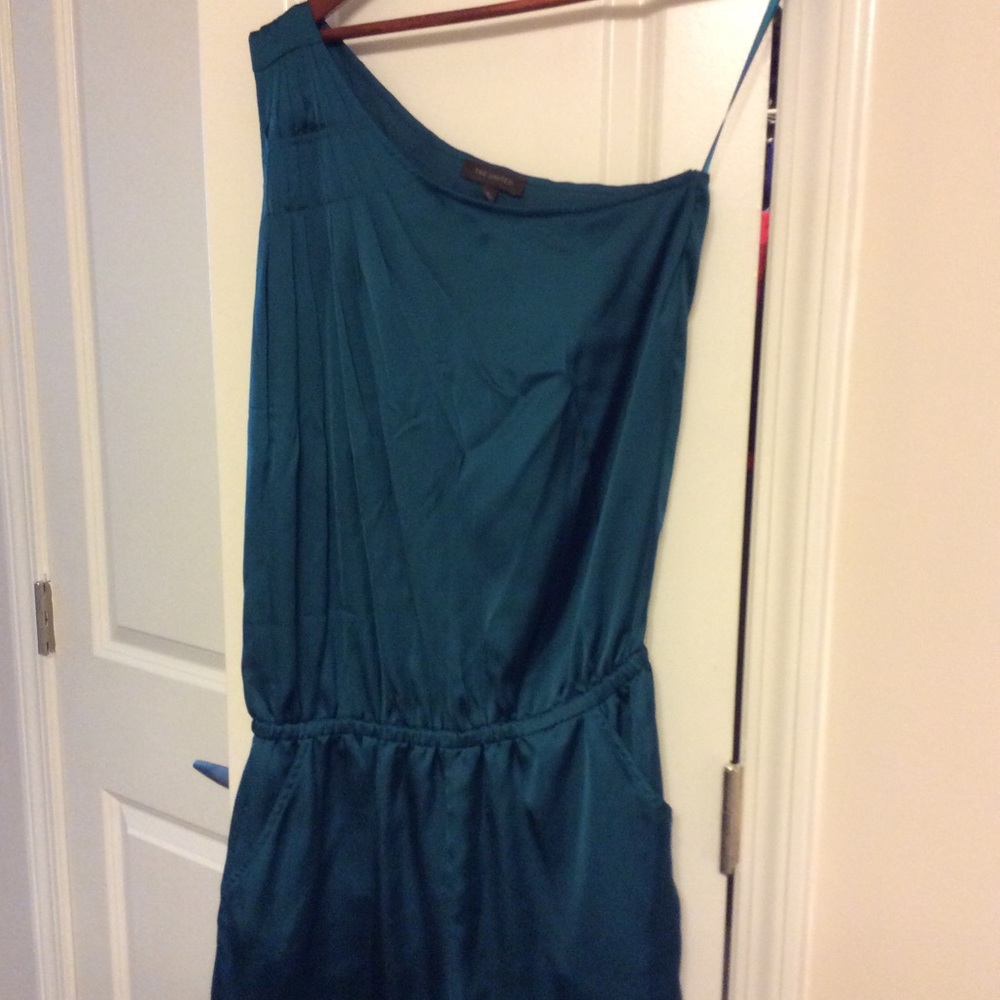 One shoulder romper